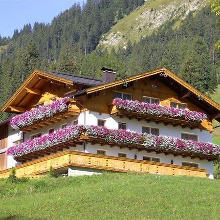 Landhaus Gföllberg Lägenhet Holzgau Exteriör bild