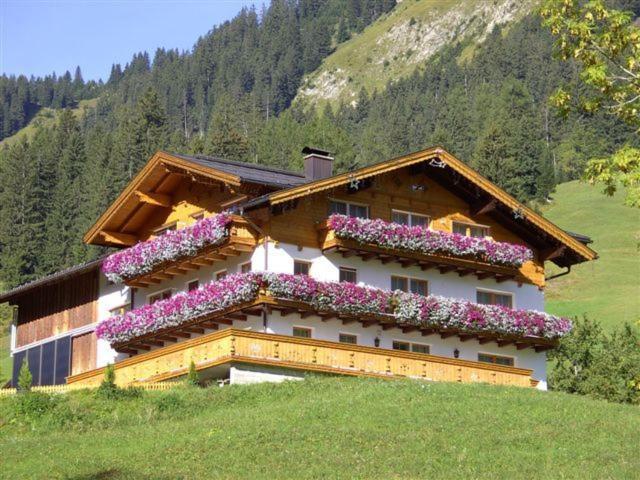 Landhaus Gföllberg Lägenhet Holzgau Exteriör bild